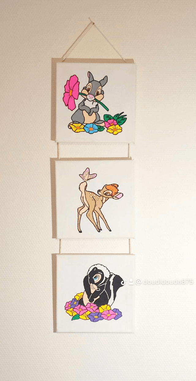 Ensemble de toiles brodées modèle n°3